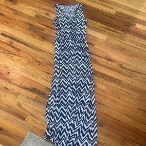 Lilly Pulitzer small maxi blue white